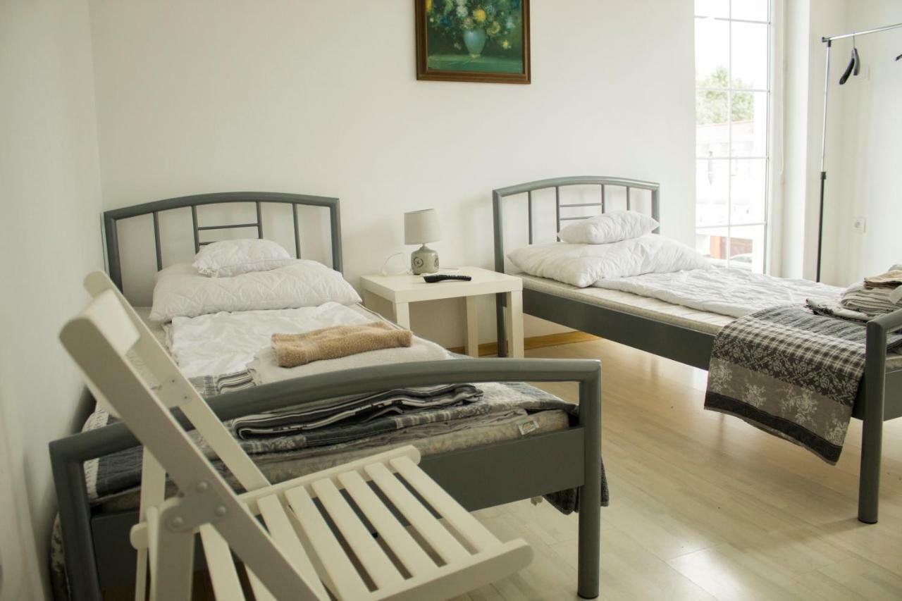 Magic Garden Hostel Kalisz  Ngoại thất bức ảnh